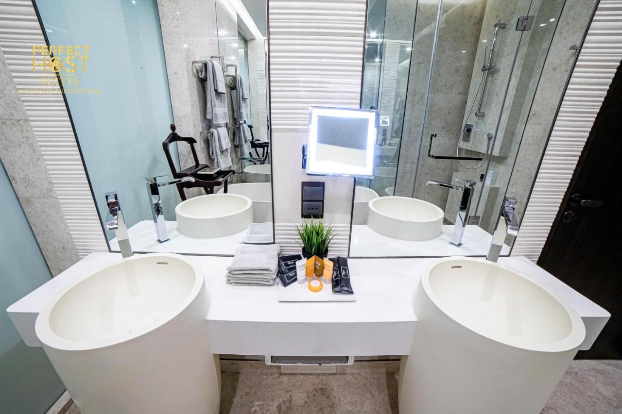Ph Suites At Pavilion Bukit Bintang Kuala Lumpur Ngoại thất bức ảnh Bathroom